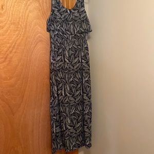 Women’s Maxi Dress, Size Medium
